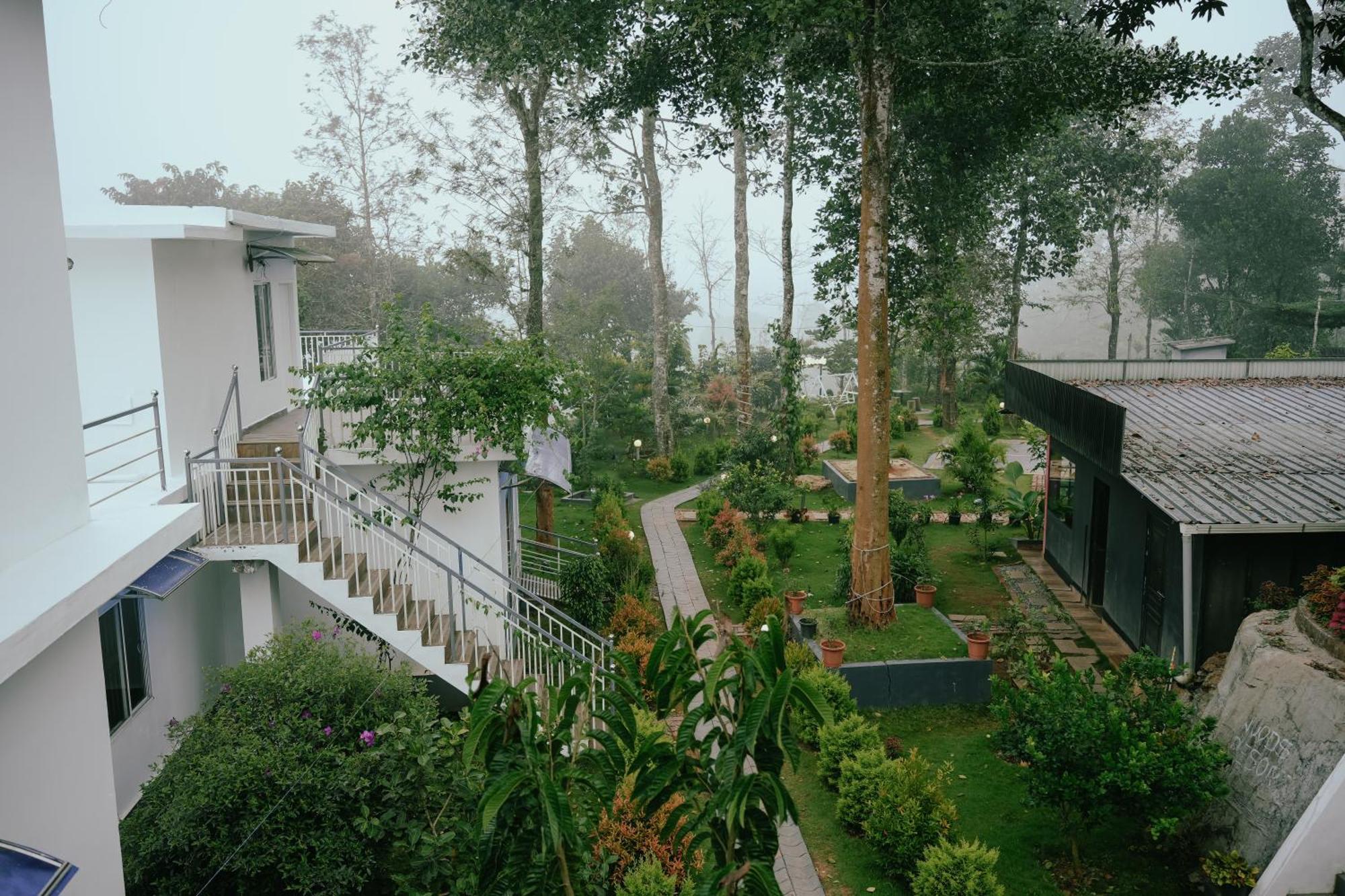 Haze Woods Resort Vaduvanchal Eksteriør billede