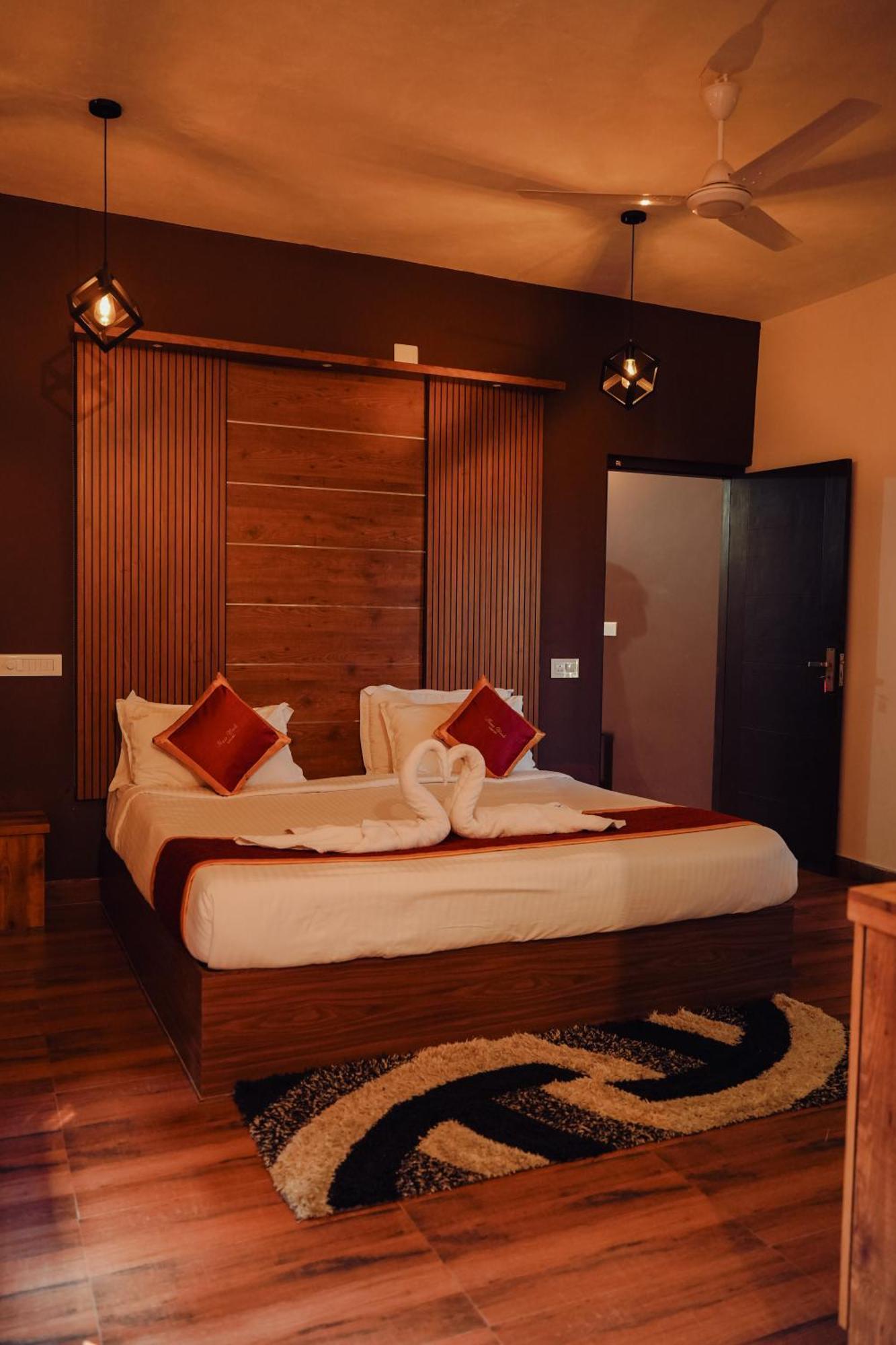 Haze Woods Resort Vaduvanchal Eksteriør billede